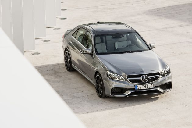 Mercedes-Benz E63 AMG:
Mercedes-Benz E63 AMG