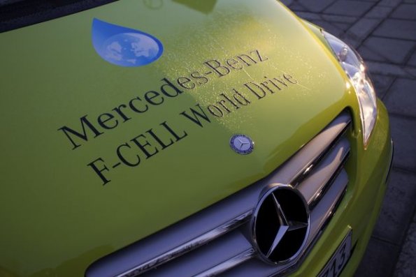 Mercedes-Benz B_Class F-CELL; Stuttgart to Reims / France