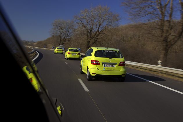Mercedes Benz F-Cell B-Klasse:
Mercedes-Benz, H2 World Drive 2011; Europa1