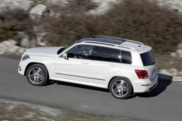 Die Seitenansicht des Mercedes-Benz GLK