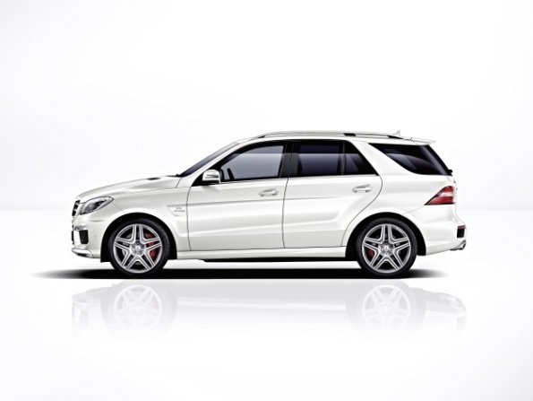 ML 63 AMG (W 166) 2011