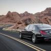 <p>Heckansicht der Mercedes-Benz S 350 BlueTec (W 222) 2013, Lack: anthrazitblau metallic, Ausstattung: Leder Exklusiv tiefseeblau/seidenbeige</p>