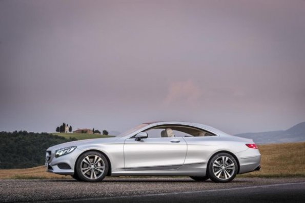 Die Mercedes Benz S-Klasse Coupé im Profil