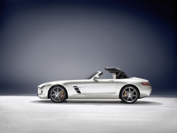 SLS Roadster  ( R 197 )  2011