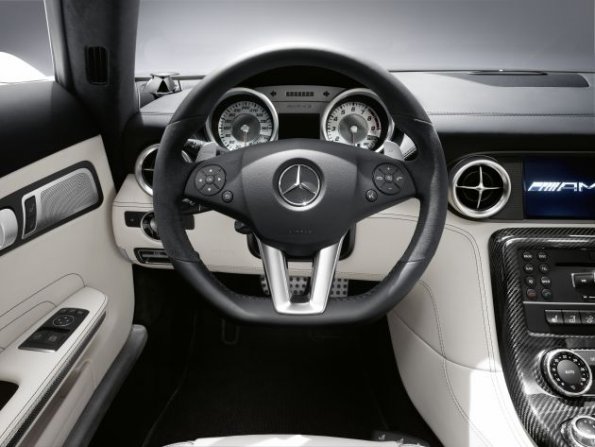 SLS Roadster  ( R 197 )  2011