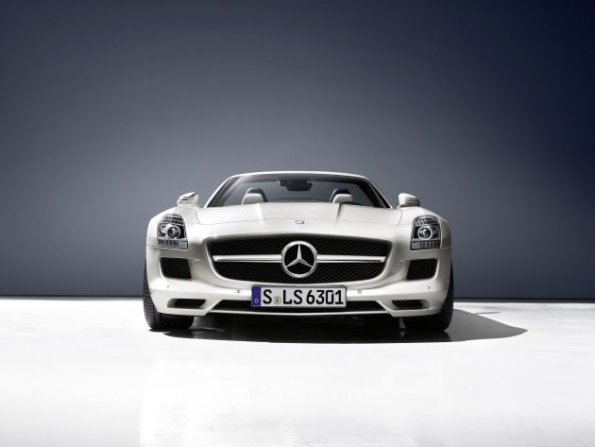 SLS Roadster  ( R 197 )  2011