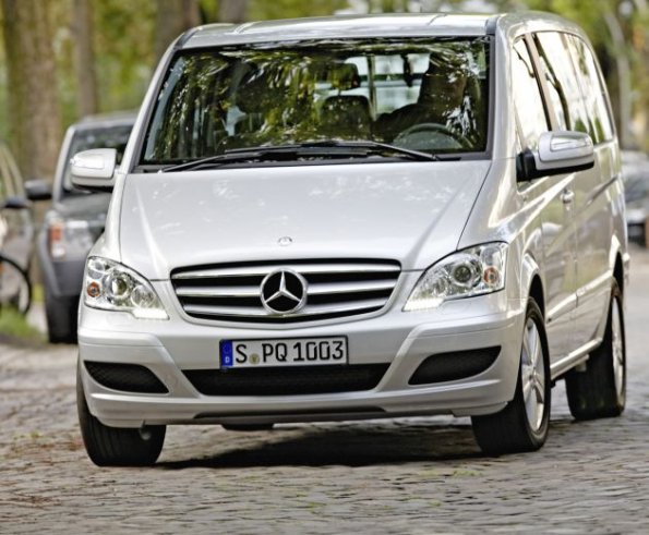 Mercedes Benz  Viano Silber