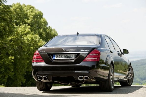 S 63 AMG (W221) 2010