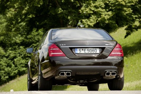 S 63 AMG (W221) 2010