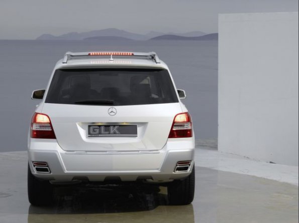 Heckansicht des Mercedes Vision GLK 1