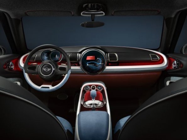 Cockpit im Mini Clubman Concept