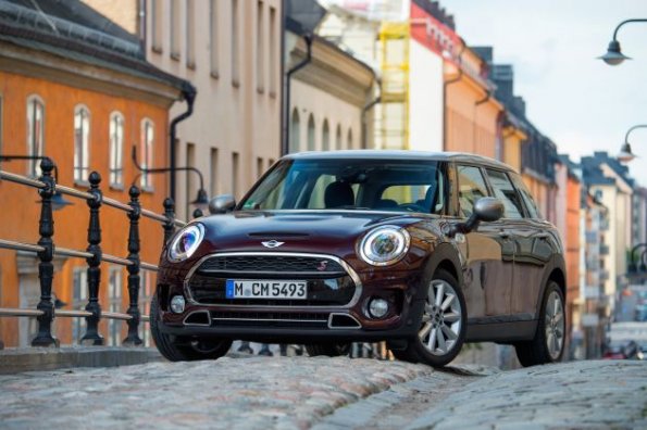 Frontansicht des Mini Clubman 