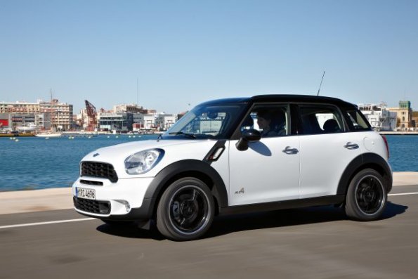 MINI Countryman (02/2010)