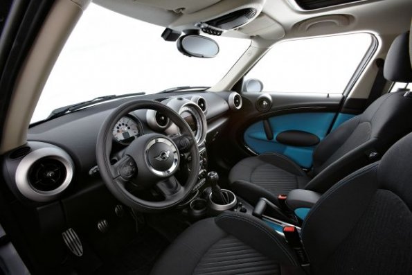 MINI Countryman (02/2010)