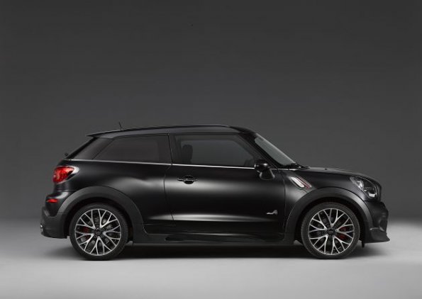 Die Silhouette des Mini Frozen Black Metallic