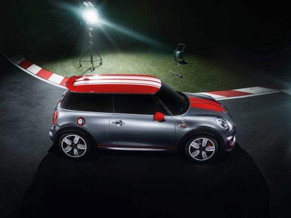 Der Mini John Cooper Works Concept in der Totale