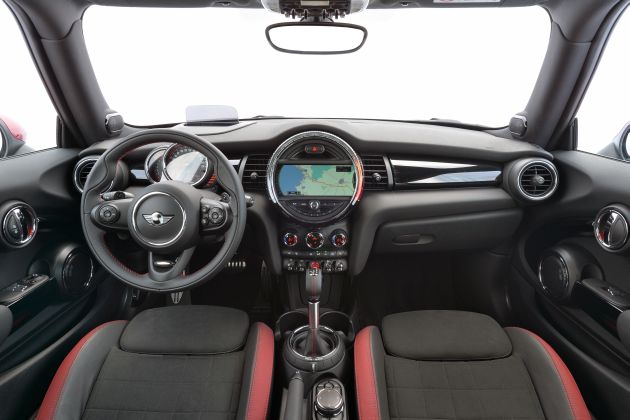 Mini John Cooper Works:
Mini John Cooper Works