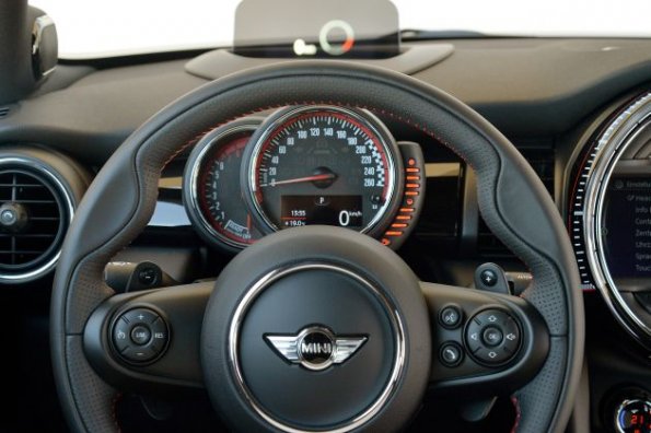 Instrumente im Mini John Cooper Works