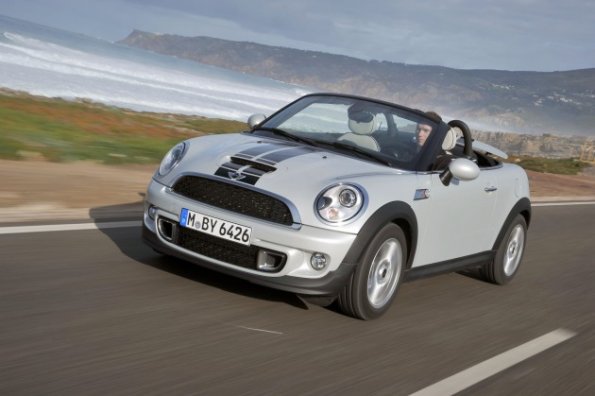 Front- und Seitenpartie des Mini Roadster