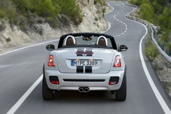 Ein Blick auf das Heck am Mini Roadster