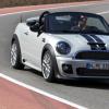 Front- und Seitenansicht des Mini Roadster