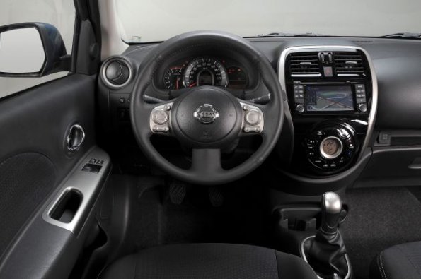 Das Cockpit des Nissan Micra