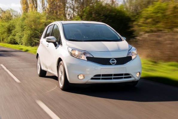 Frontpartie am Nissan Note