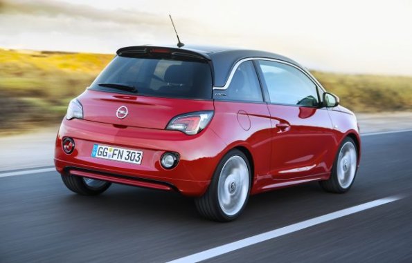 Das Fahrzeugheck des Opel Adam