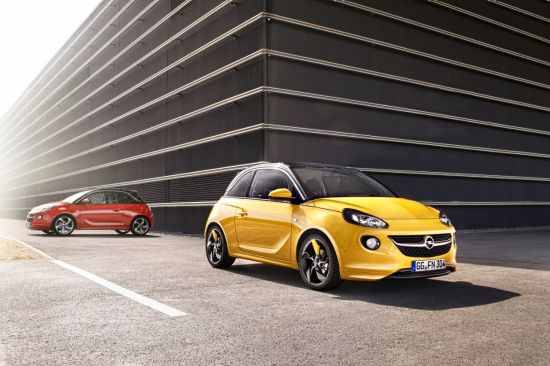 Der Opel Adam in der Front- und Seitenansicht 