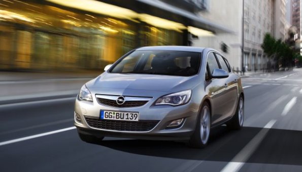 Frontansicht des Opel Astra