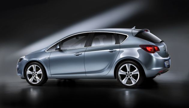 Opel Astra 2009:
Opel Astra