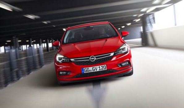 Front des Opel Astra