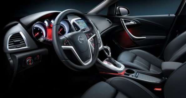 Das Cockpit im Opel Astra