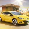 <p>Seitenansicht des Opel Astra GTC</p>