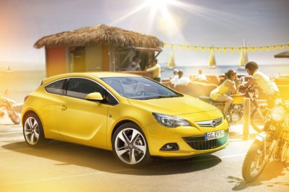 Seitenansicht des Opel Astra GTC