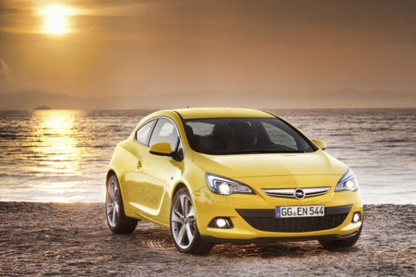 Die Frontansicht des Opel Astra GTC