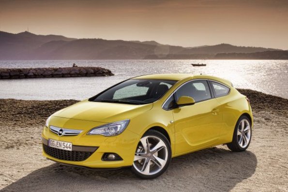 Die Frontpartie am Opel Astra GTC