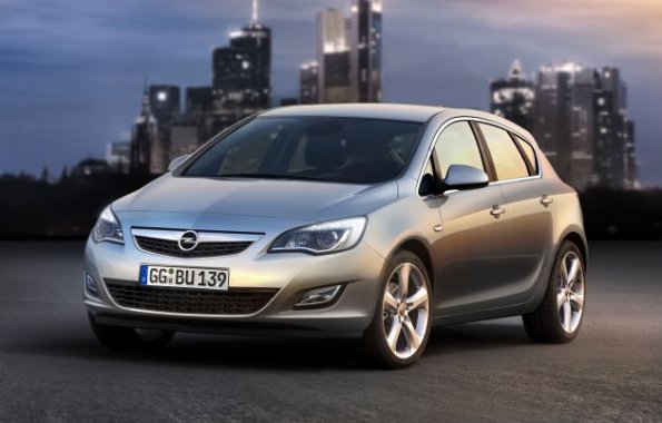 Die Frontpartie des Opel Astra