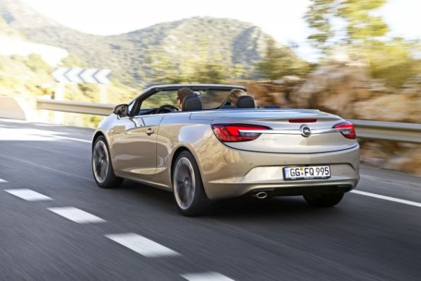 Die Heckpartie des Opel Cascada