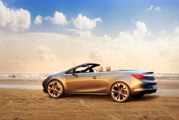 Seitenansicht des Opel Cascada