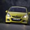 Frontansicht des Opel Corsa: Beim Update sind vor allem Dinge unter der Haube ver&auml;ndert worden