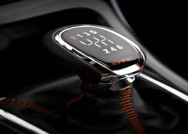 Opel GTC Paris:
Opel GTC Paris