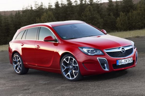 Die Seitenpartie des Opel Insignia OPC