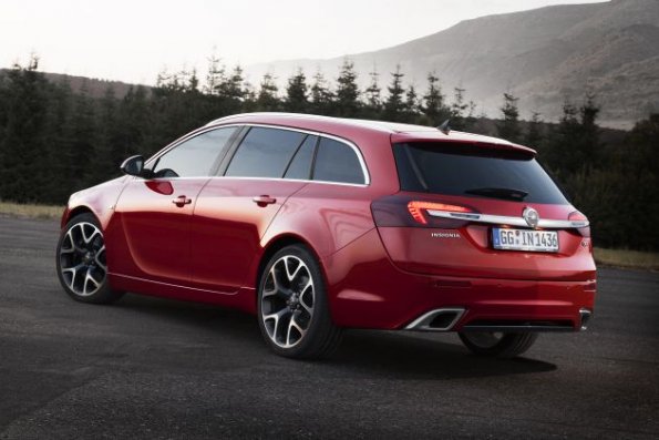 Seitenansicht des Opel Insignia OPC