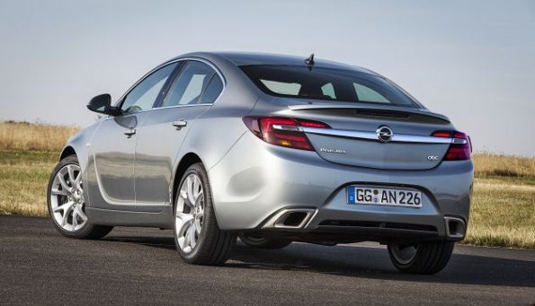 Heck- und Seitenpartie des Opel Insignia OPC