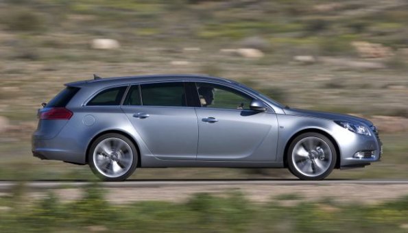 Die Silhouette des Opel Insignia Sports Tourer