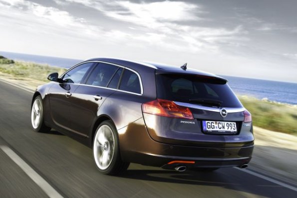 Das Fahrzeugheck des Opel Insignia Sports Tourer