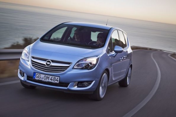 Frontpartie des Opel Meriva