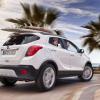 <p>Heck- und Seitenansicht des Opel Mokka</p>