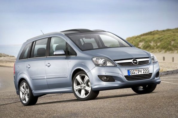 Front- und Seitenansicht des Opel Zafira